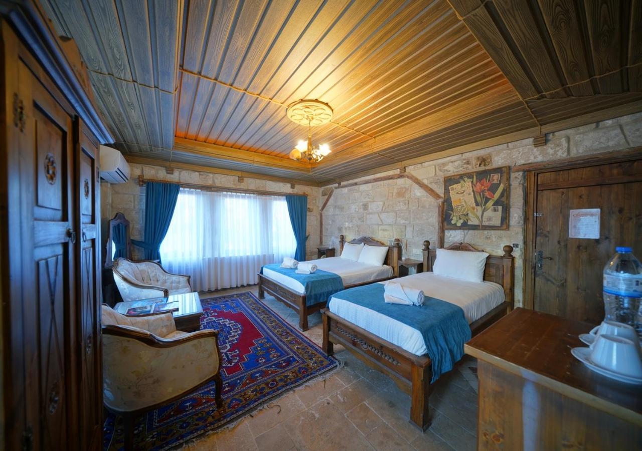 Shoestring Stone House Goreme Room photo