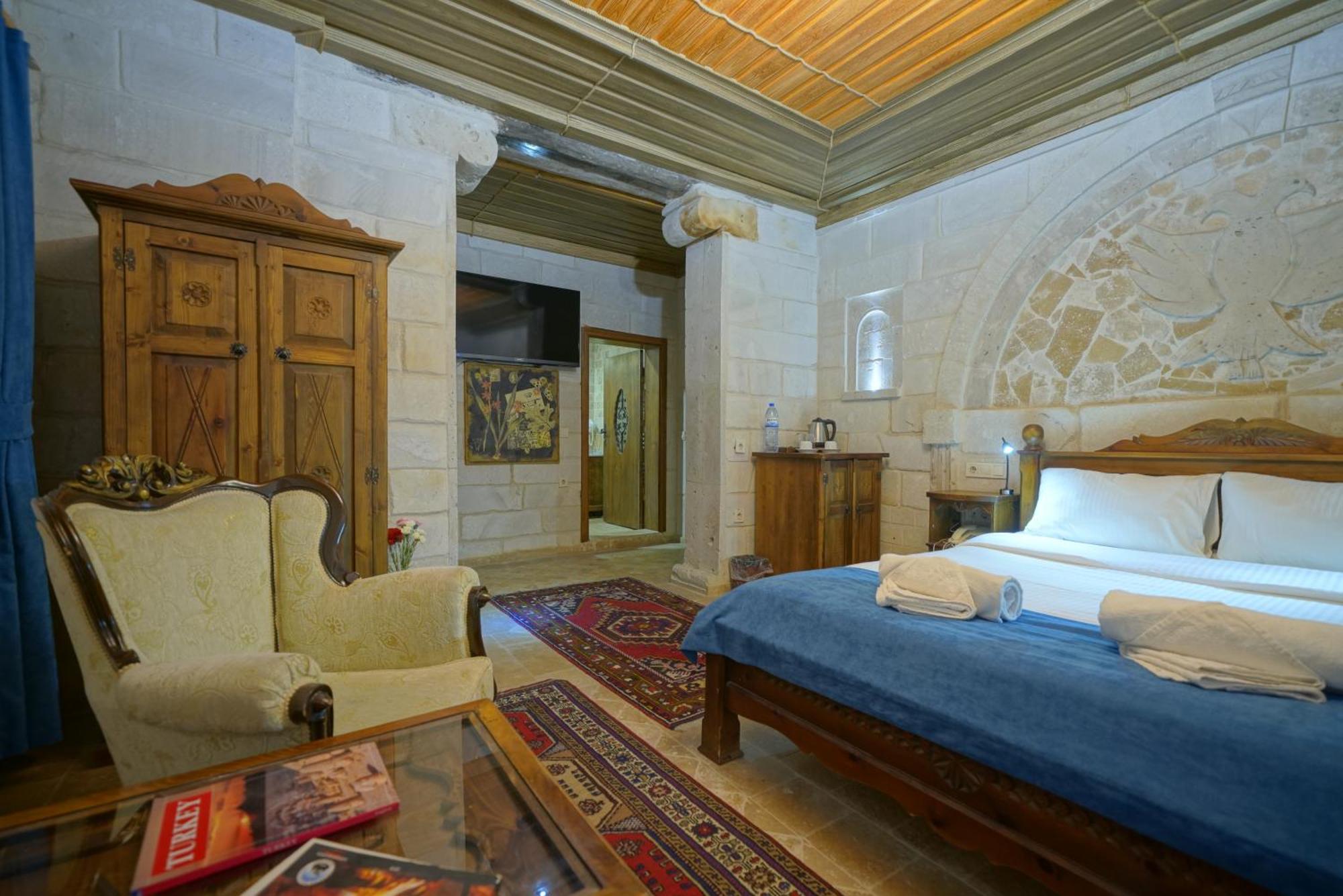 Shoestring Stone House Goreme Room photo