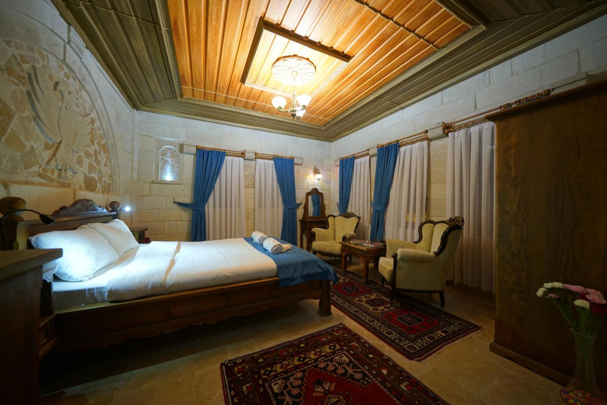 Shoestring Stone House Goreme Room photo