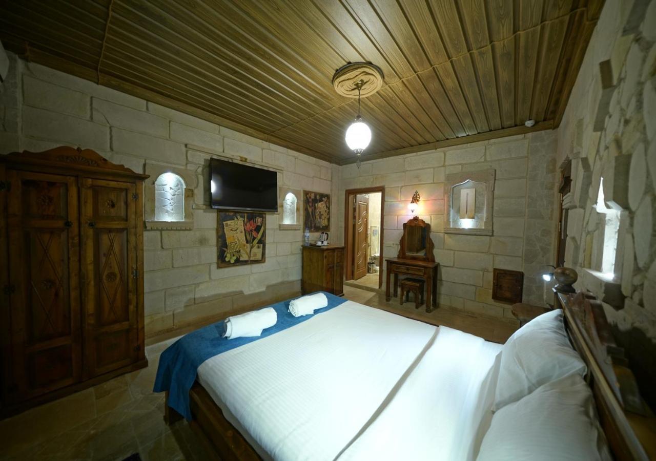 Shoestring Stone House Goreme Room photo