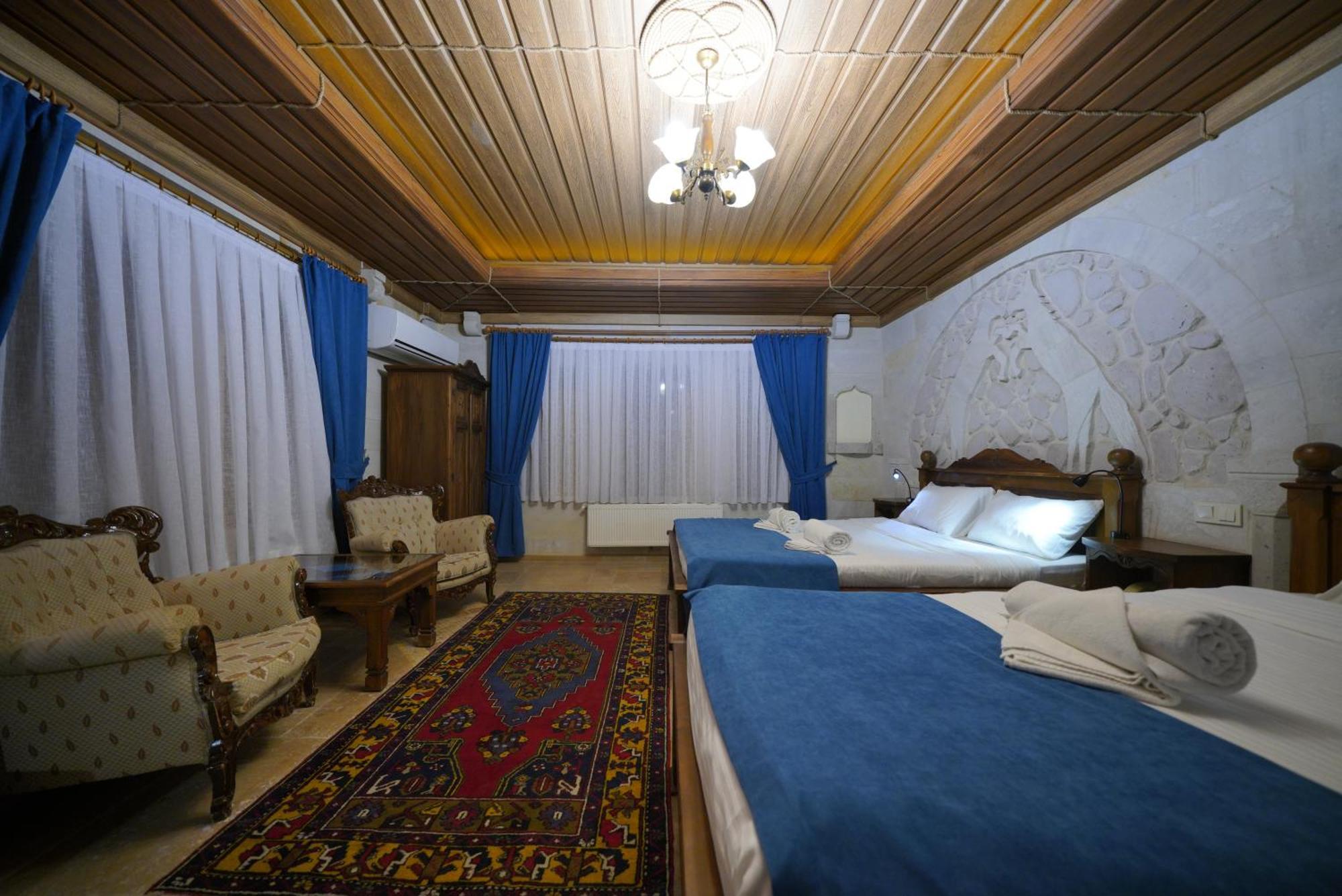 Shoestring Stone House Goreme Room photo